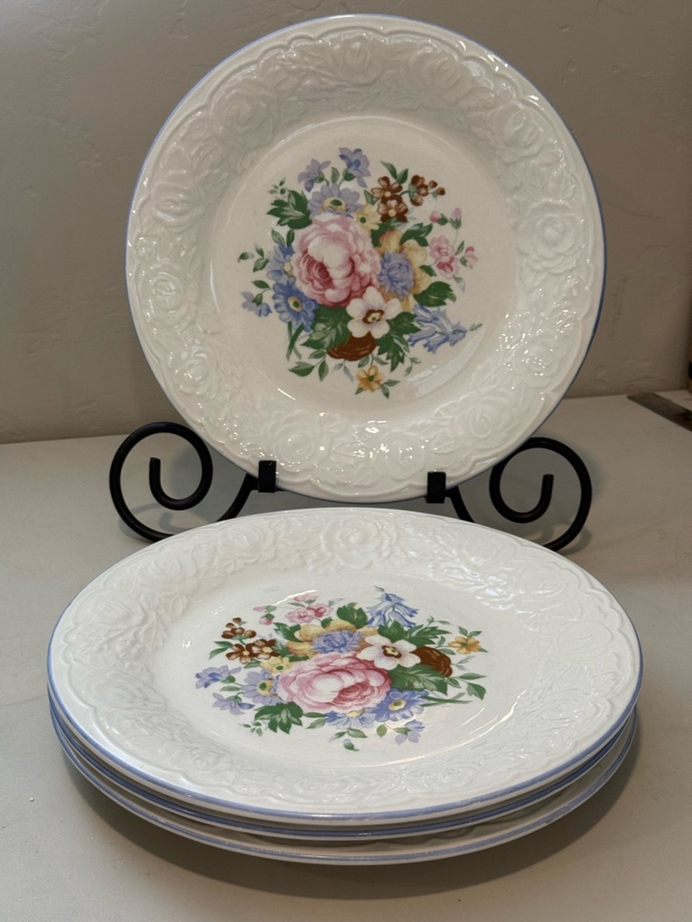 Vintage Set 4 VICTORIAN‎ ROSE Tabletops  Dinner Plates Floral 10”